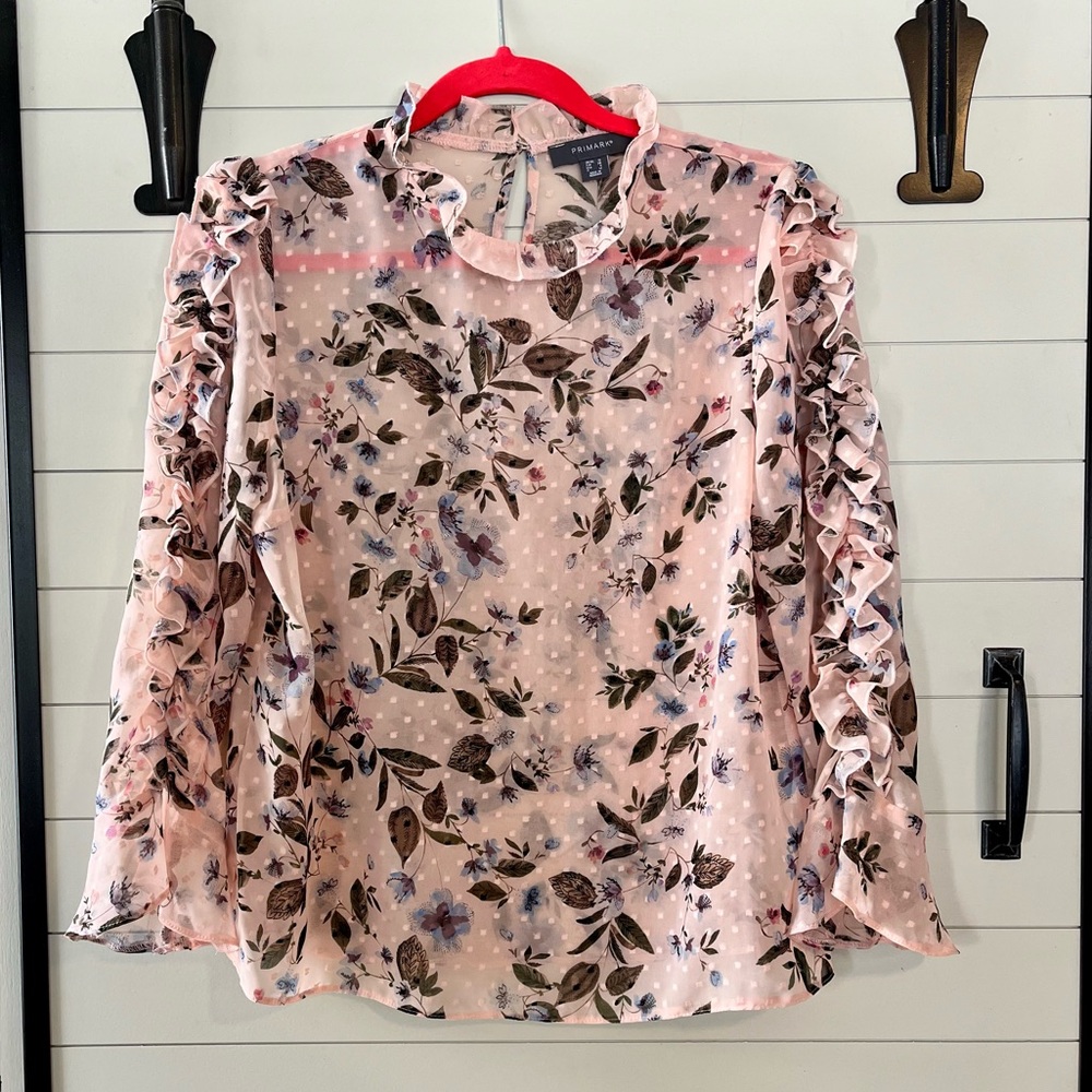Pink Floral Mock Neck Ruffle Blouse 6/Small Feminine Flirty Sheer Textured